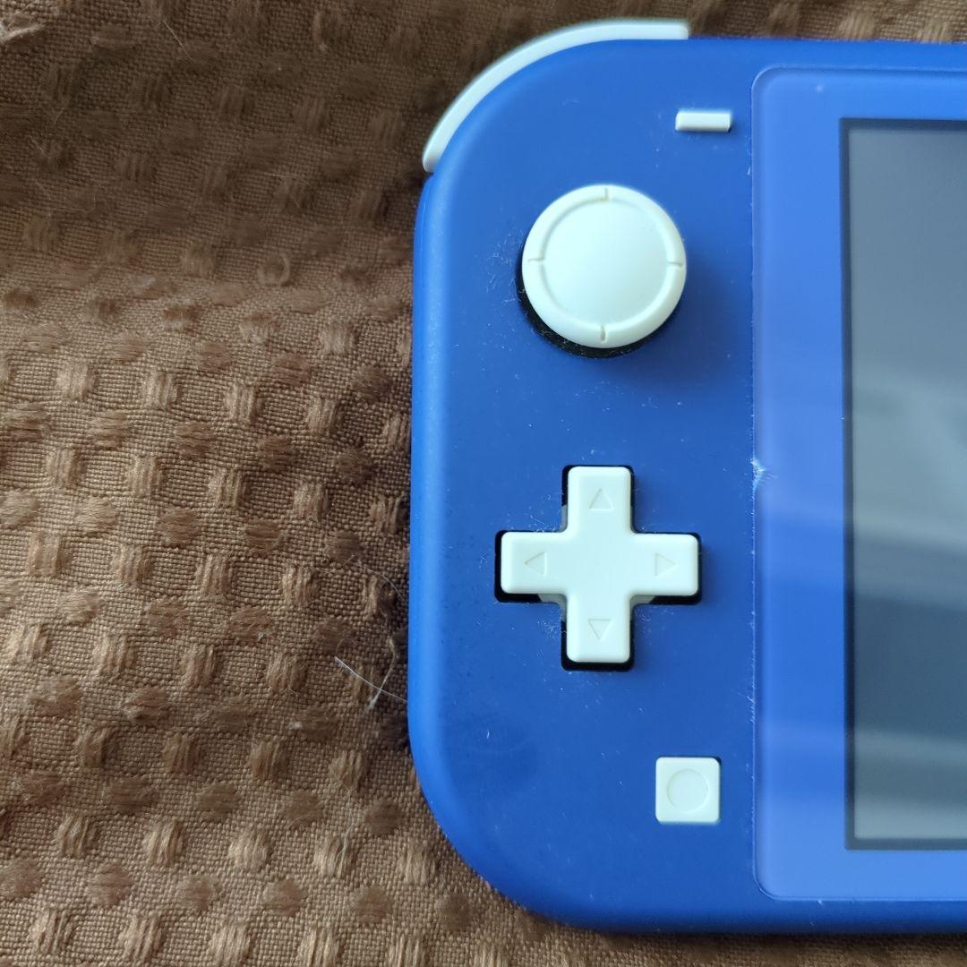 Nintendo Switch Lite 青とソフト1点