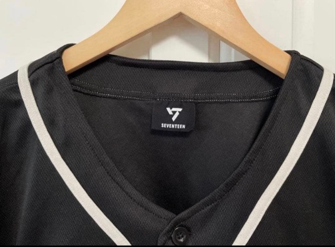 SEVENTEEN RIGHT HERE ユニフォームシャツ ディノ