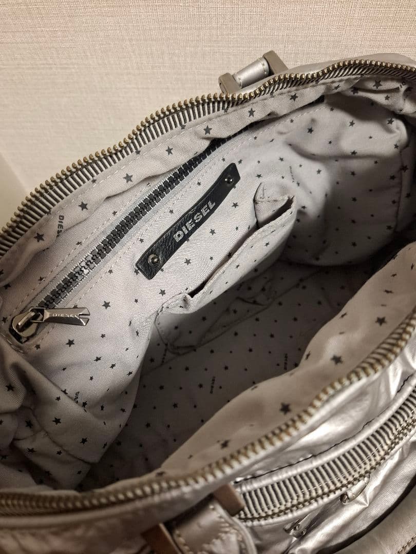 DIESEL シルバー バッグ