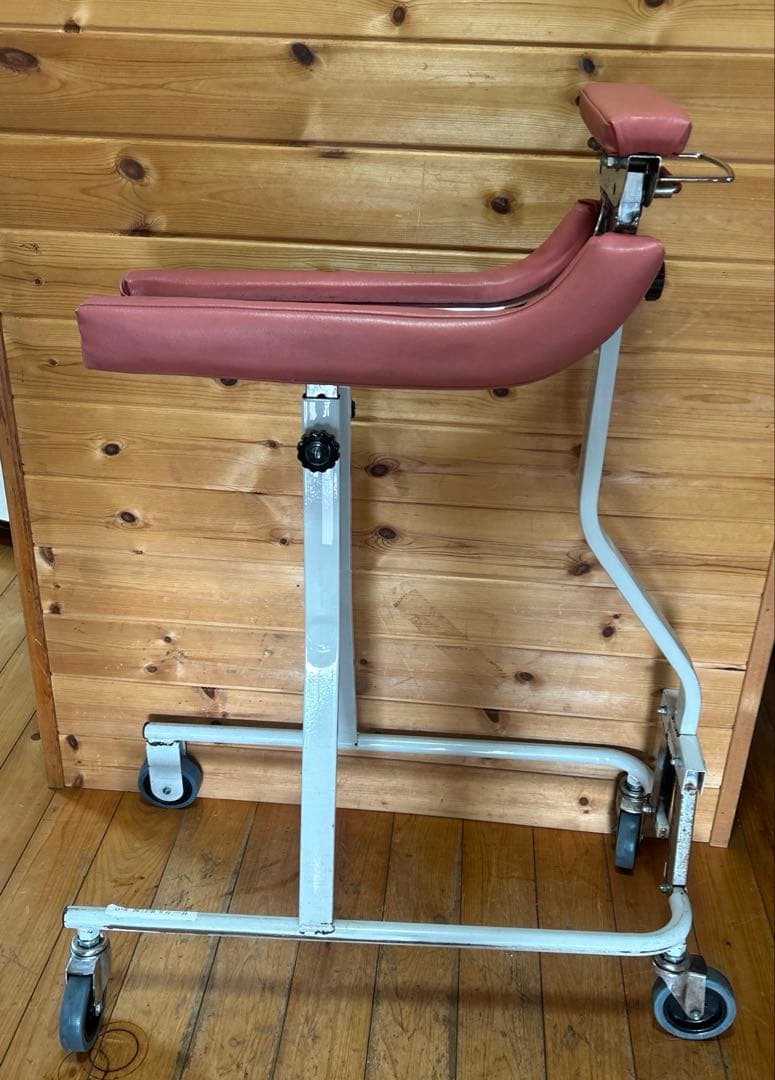 TY157 折りたたみ式歩行器 日進スチール製