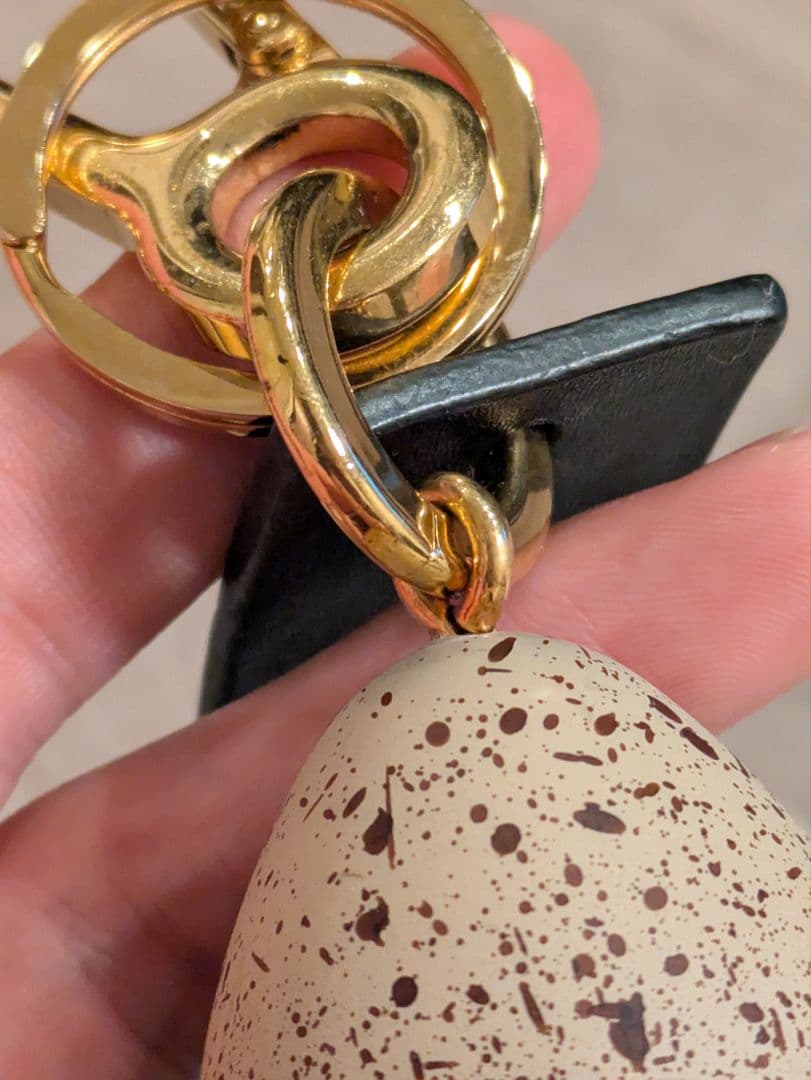 loewe　ロエベ　卵　キーリング