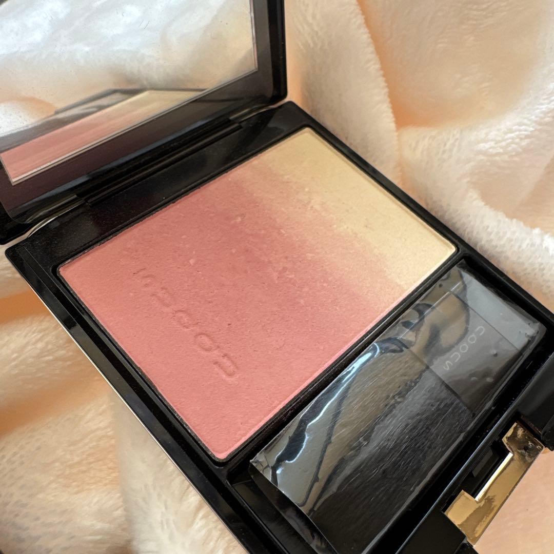 SUQQU スック ピュアカラーブラッシュ 124 桜光 限定色