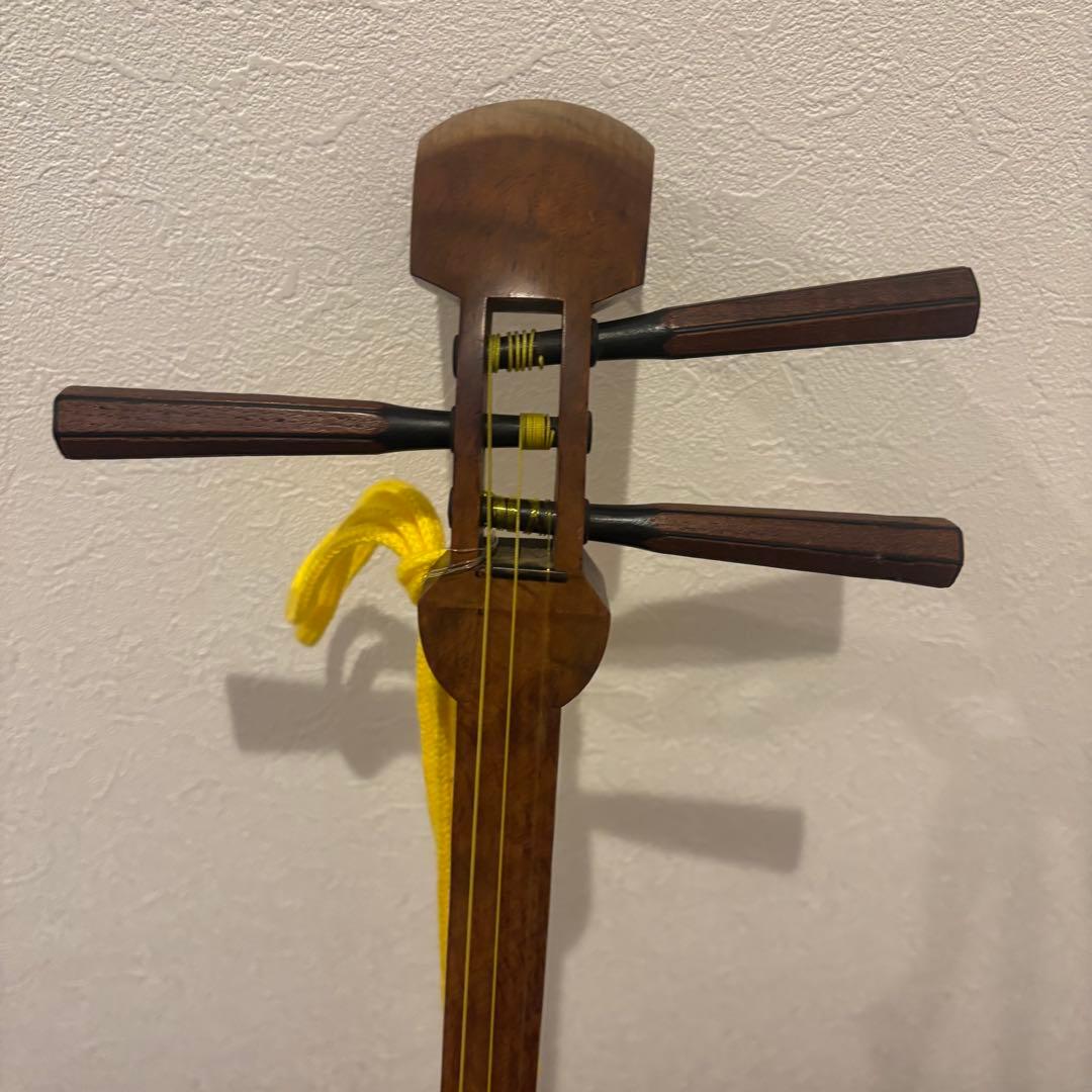 三味線本体 白/緑 ケース付き