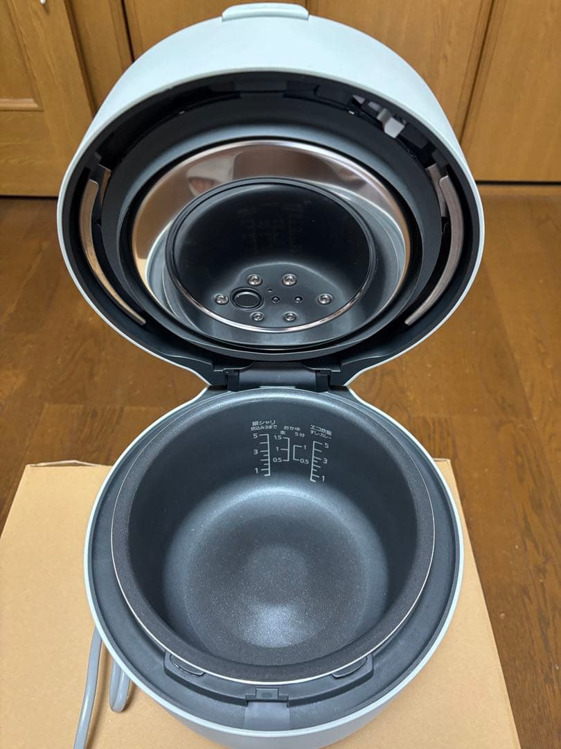 パナソニック 圧力IH炊飯器 SR-NB102 グリーン