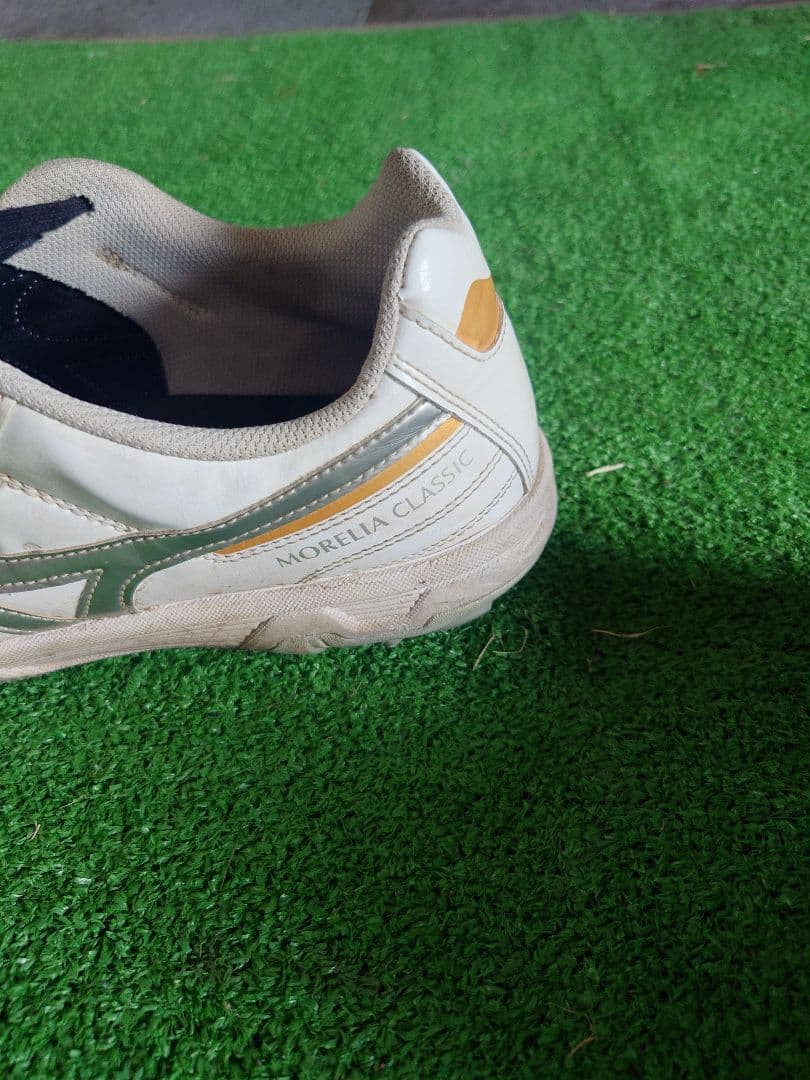 MIZUNO モレリア サラ　クラシック　tf 　ホワイト 27.0cm