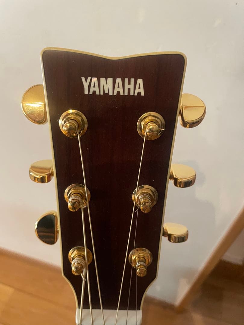 ギター YAMAHA LS 16