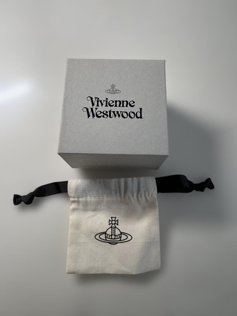Vivinne Westwood ハートネックレス