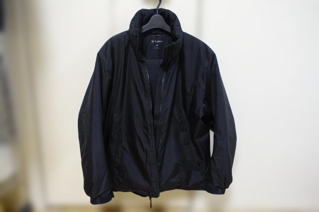 ゴールドウィン　ウインドストッパーパフィージャケット