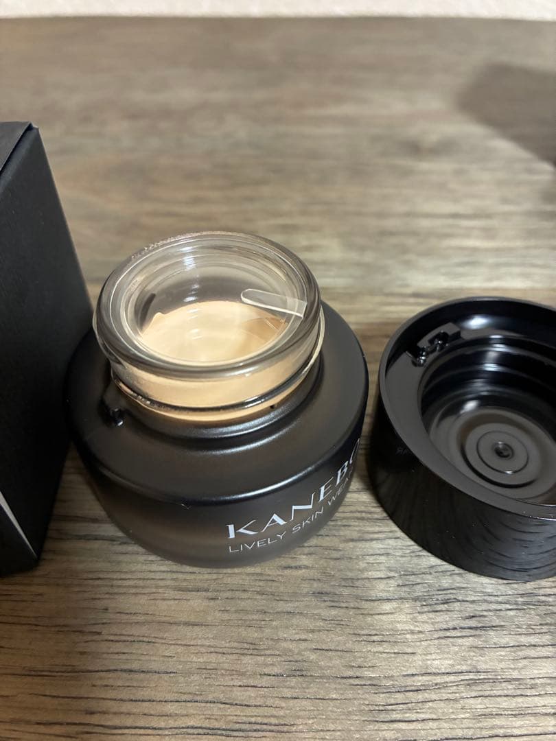 KANEBO LIVELY SKIN WEAR オークルA 30g