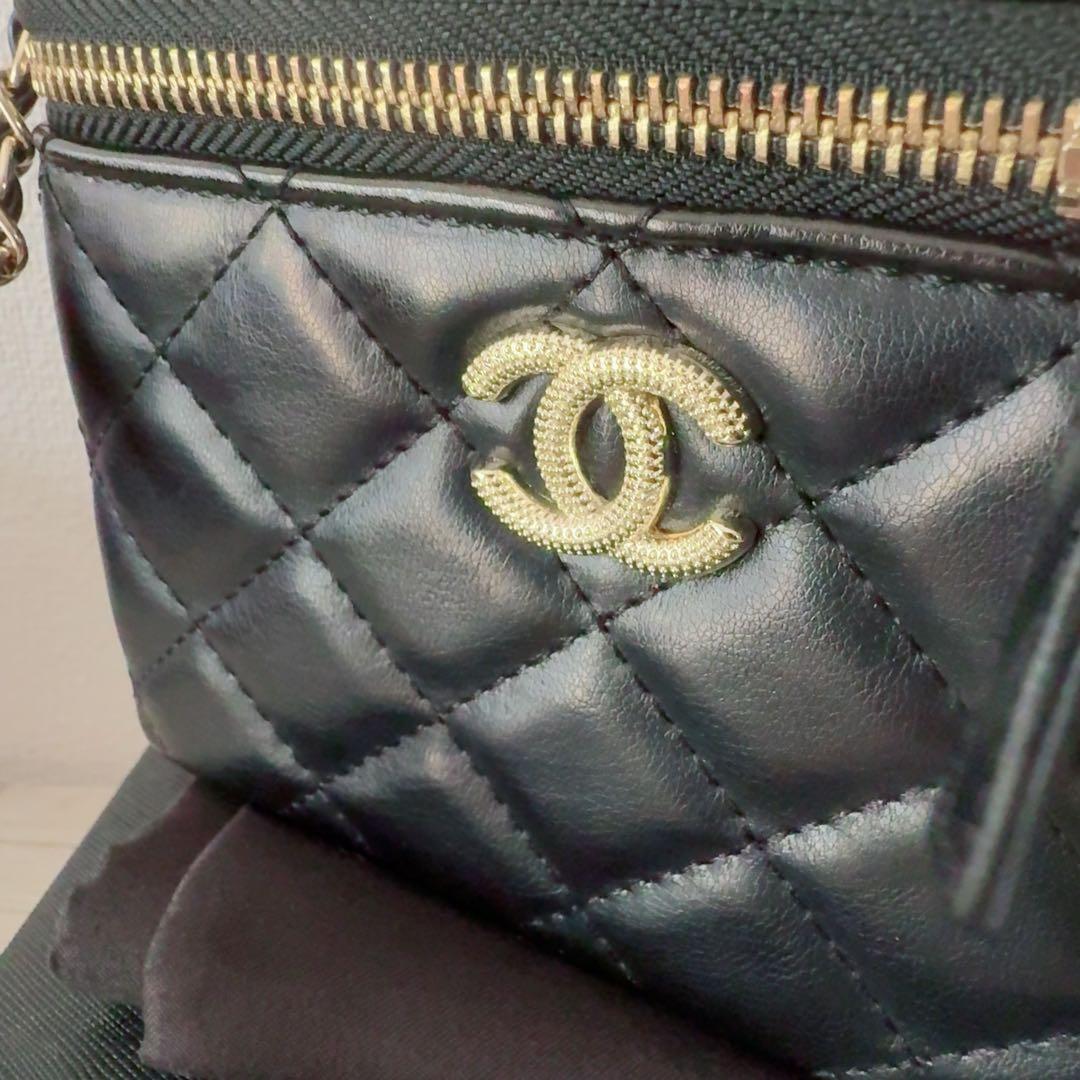 CHANEL ショルダーバッグ ノベルティ バニティ