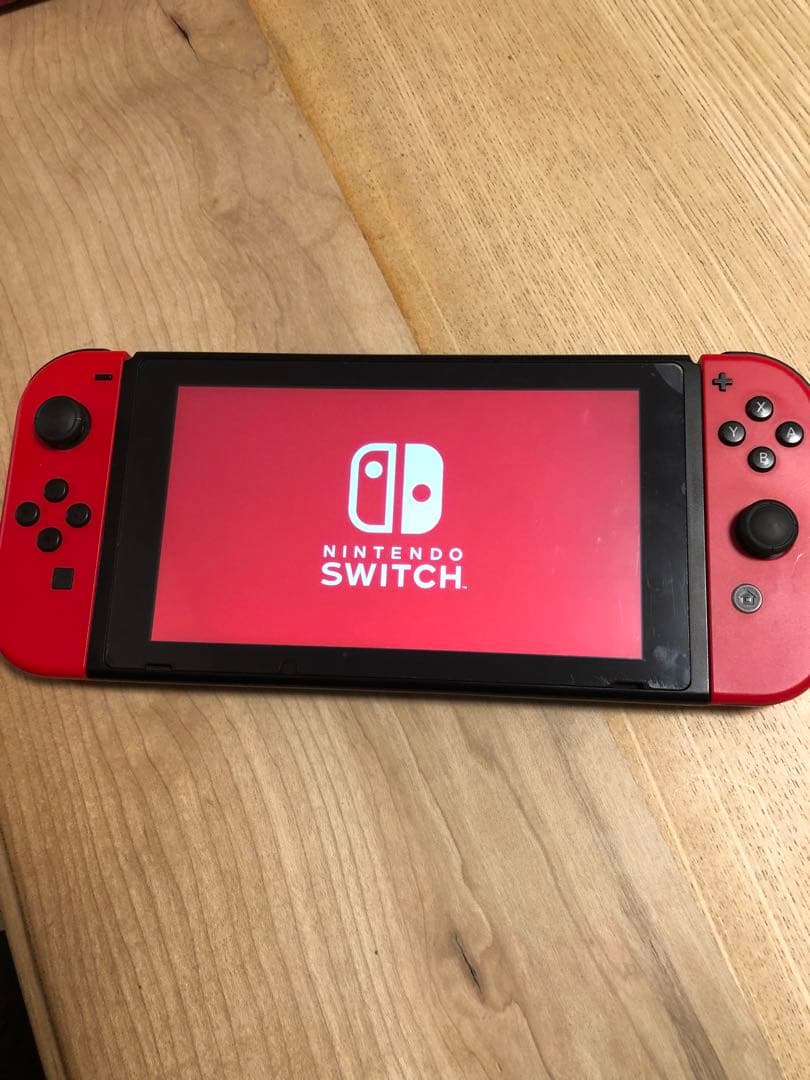 Nintendo Switch 本体 コントローラー赤
