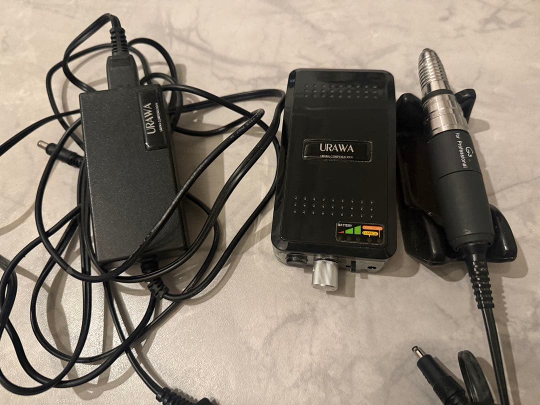 ラ*ド様 ウラワネイルマシーン　美品　浦和　ブラック