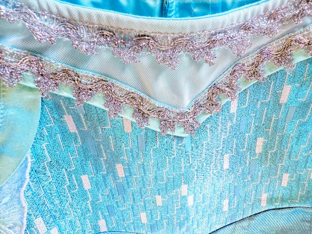 【かにみそ】ビビディバビディブティック公式エルサドレス 100