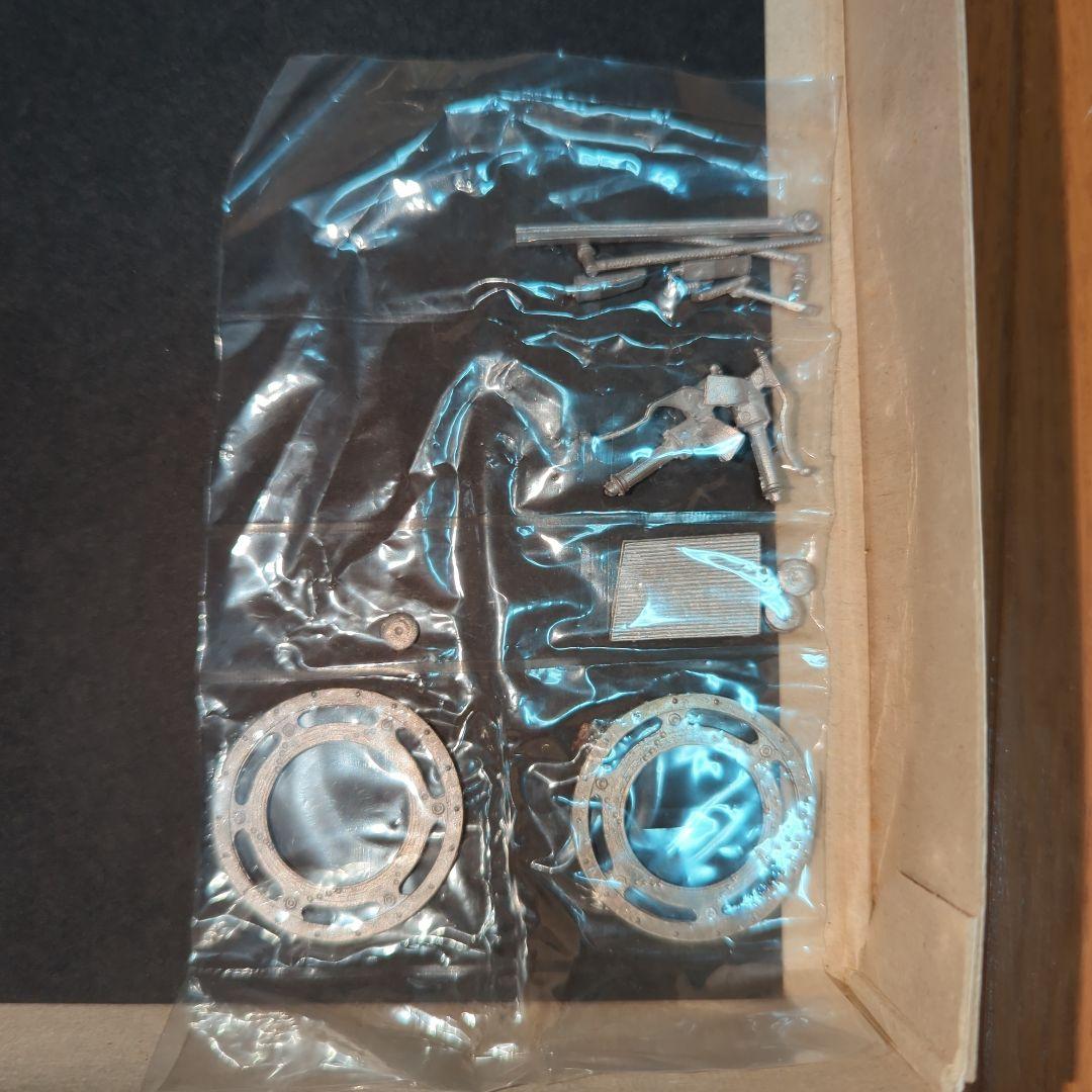 SUZUKI NUDA 1/12スケールバイクモデル