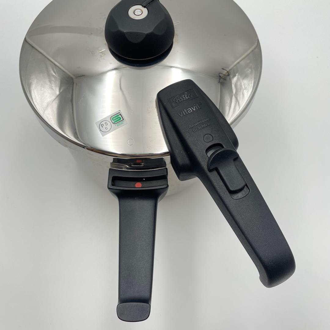 フィスラー 圧力鍋　ビタビット　6L 中カゴ付き