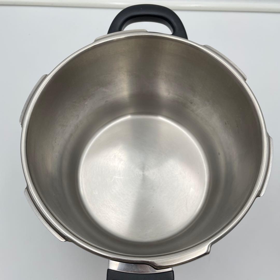 フィスラー 圧力鍋　ビタビット　6L 中カゴ付き