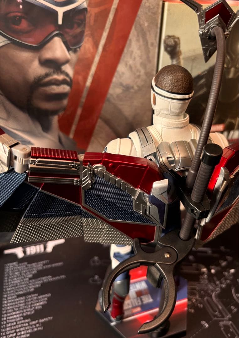 ホットトイズ キャプテン・アメリカ フィギュア 美品