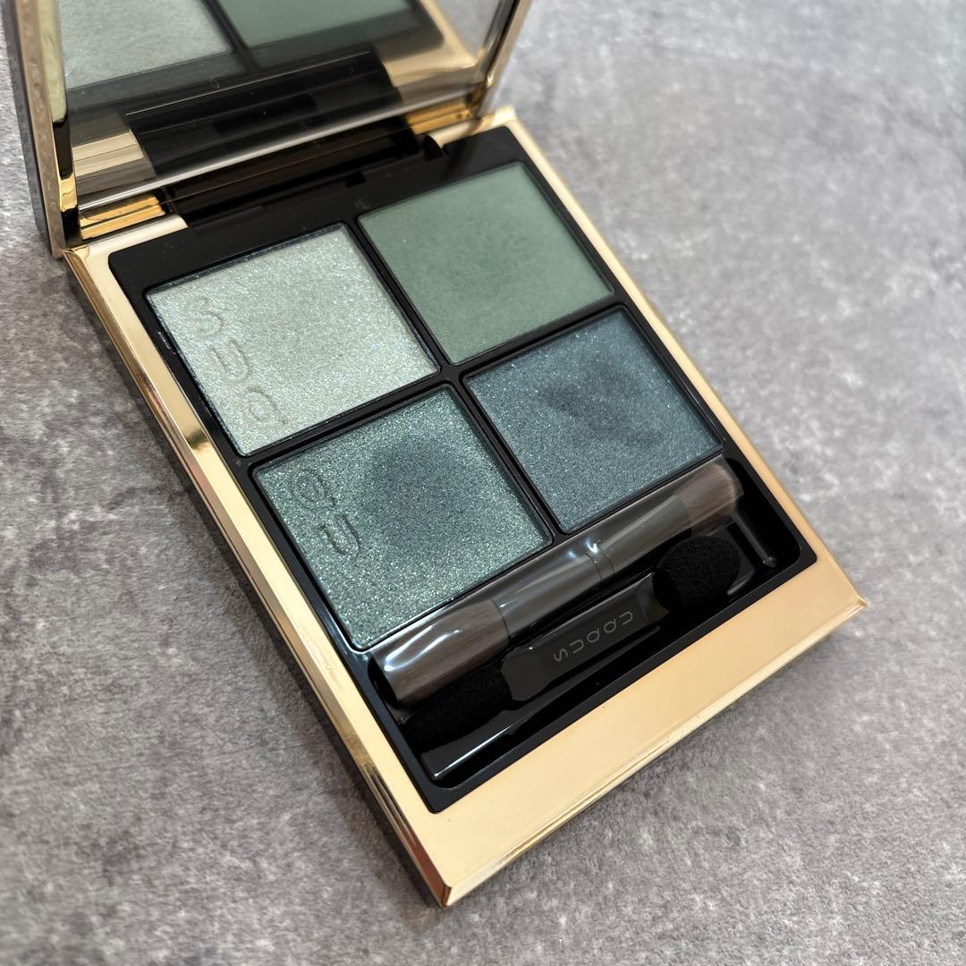 スック　シグニチャー　カラーアイズ　143