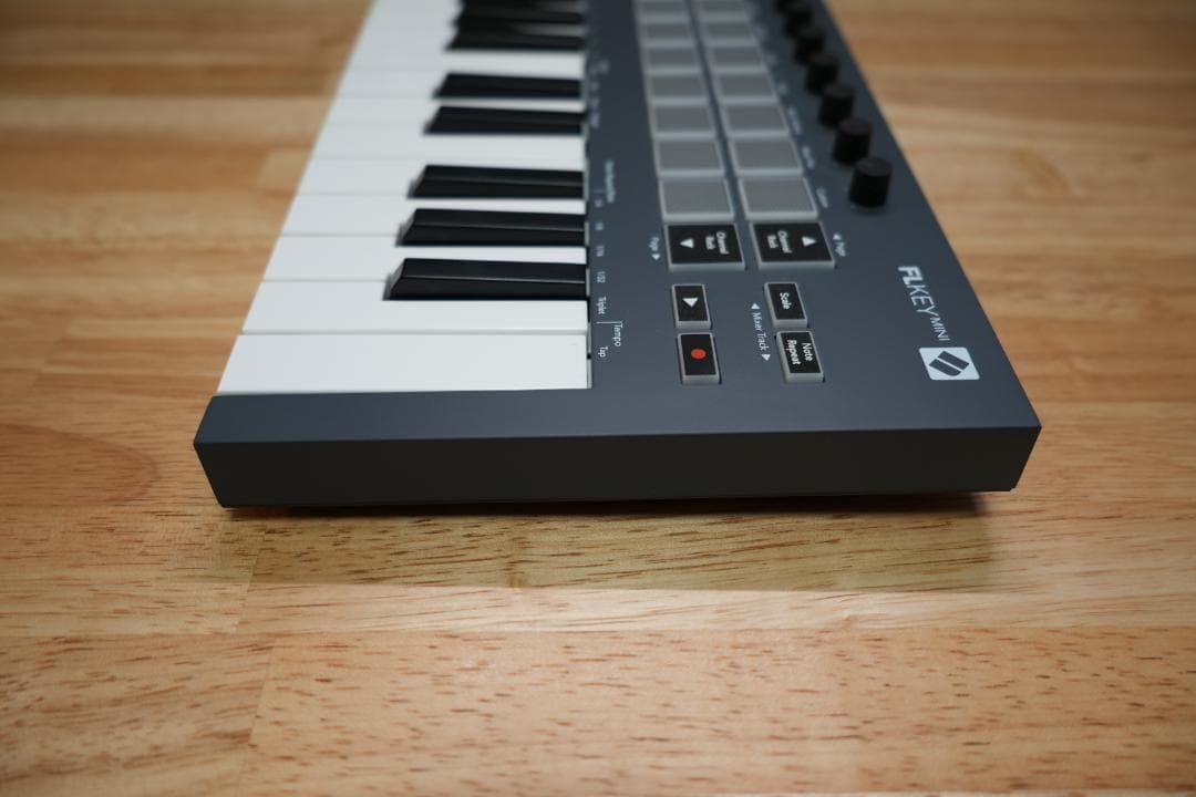 NOVATION　FLkey Mini