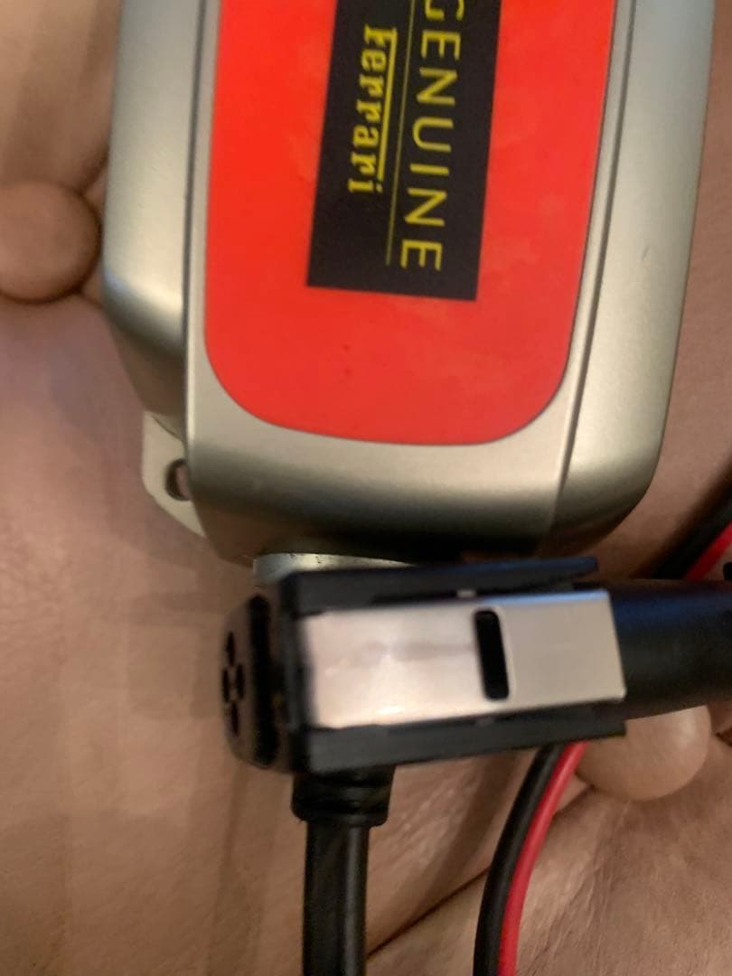 Ferrari Genuine Battery Charger専用