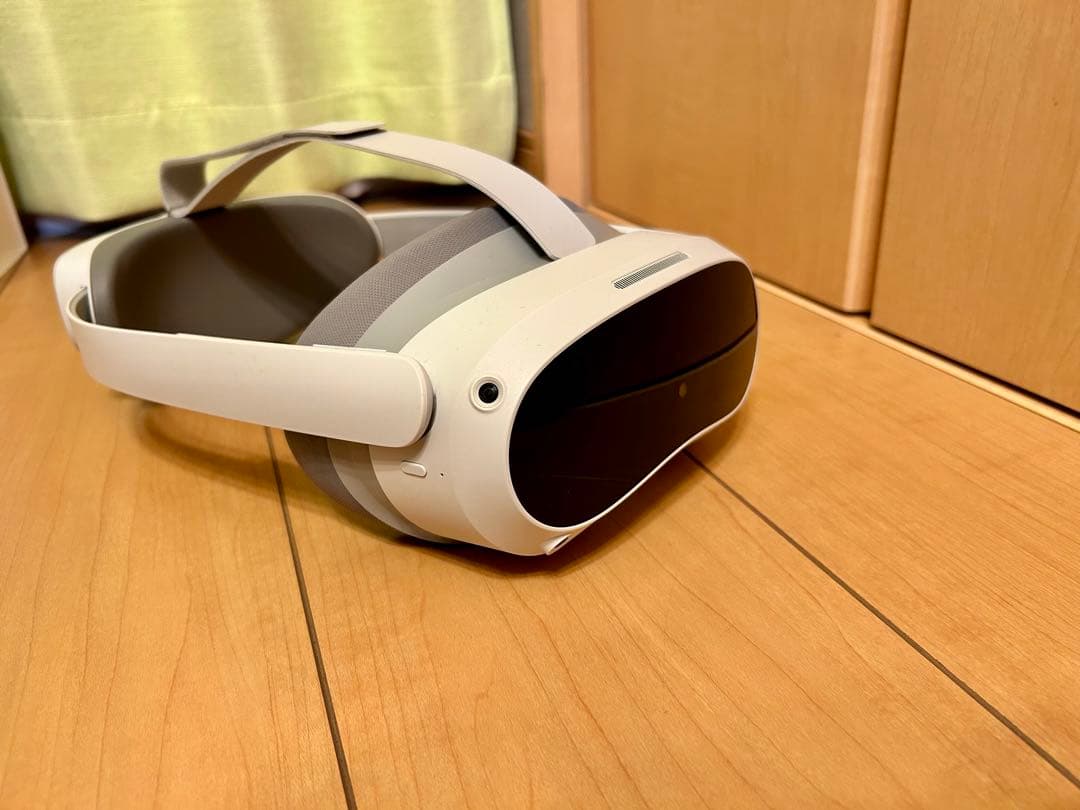 セール中【美品】Pico 4 VRヘッドセット 128GB おまけ3点付き！