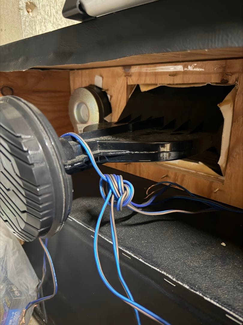 BOMBERドライバー＆ホーン＆ツィーター＆コンデンサー 左右フルセット