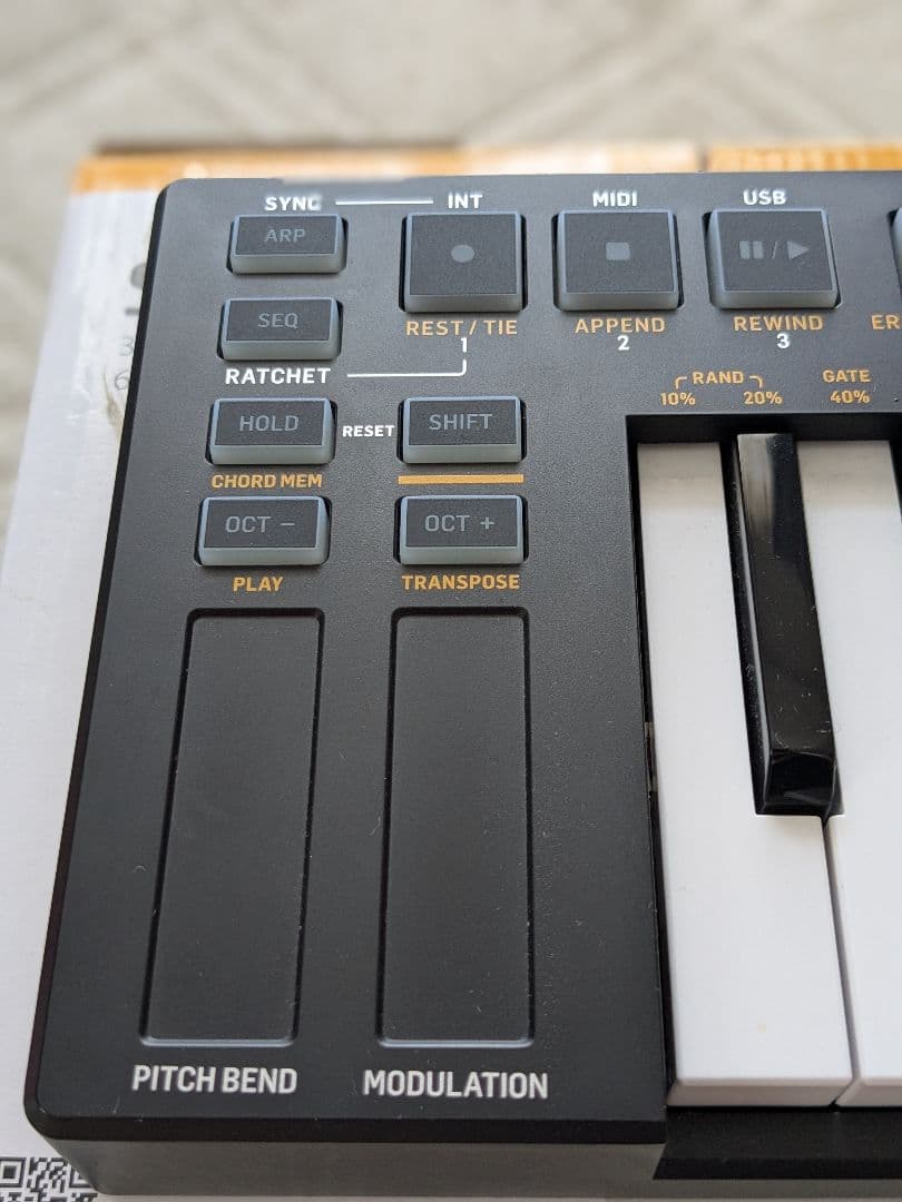 ベリンガー　SWING 25キー MIDIキーボード