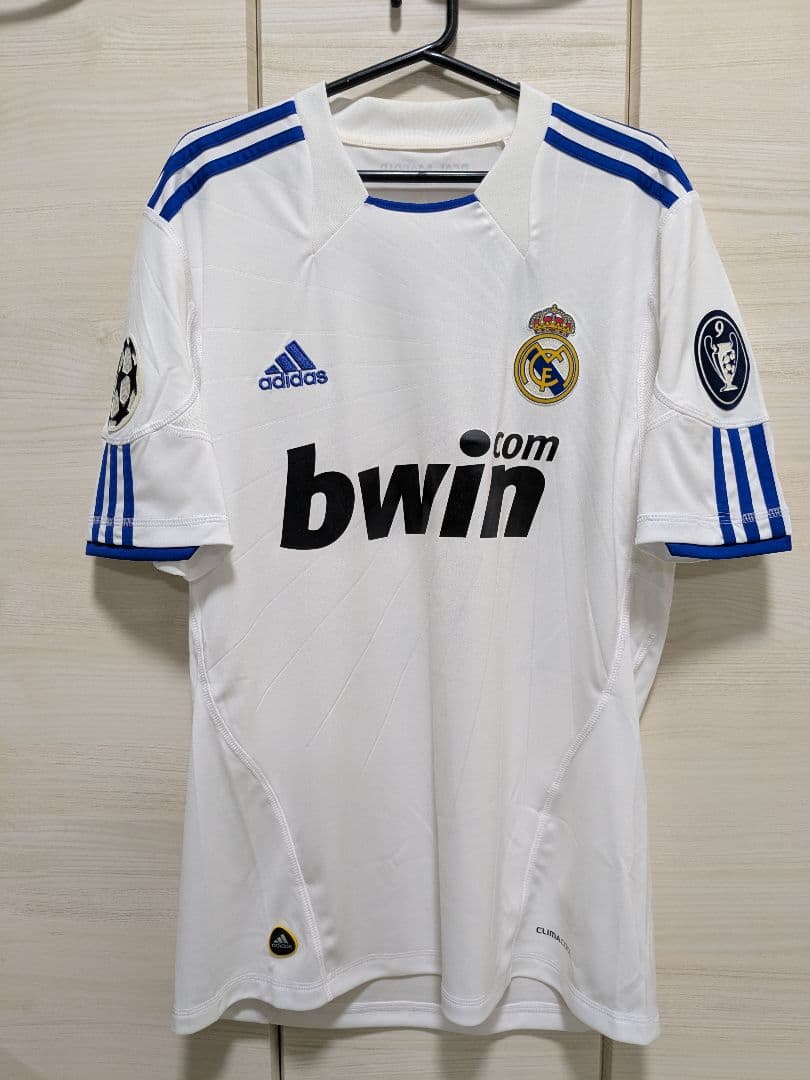 ２０１０シーズン　レアル・マドリード　エジル　ユニフォーム