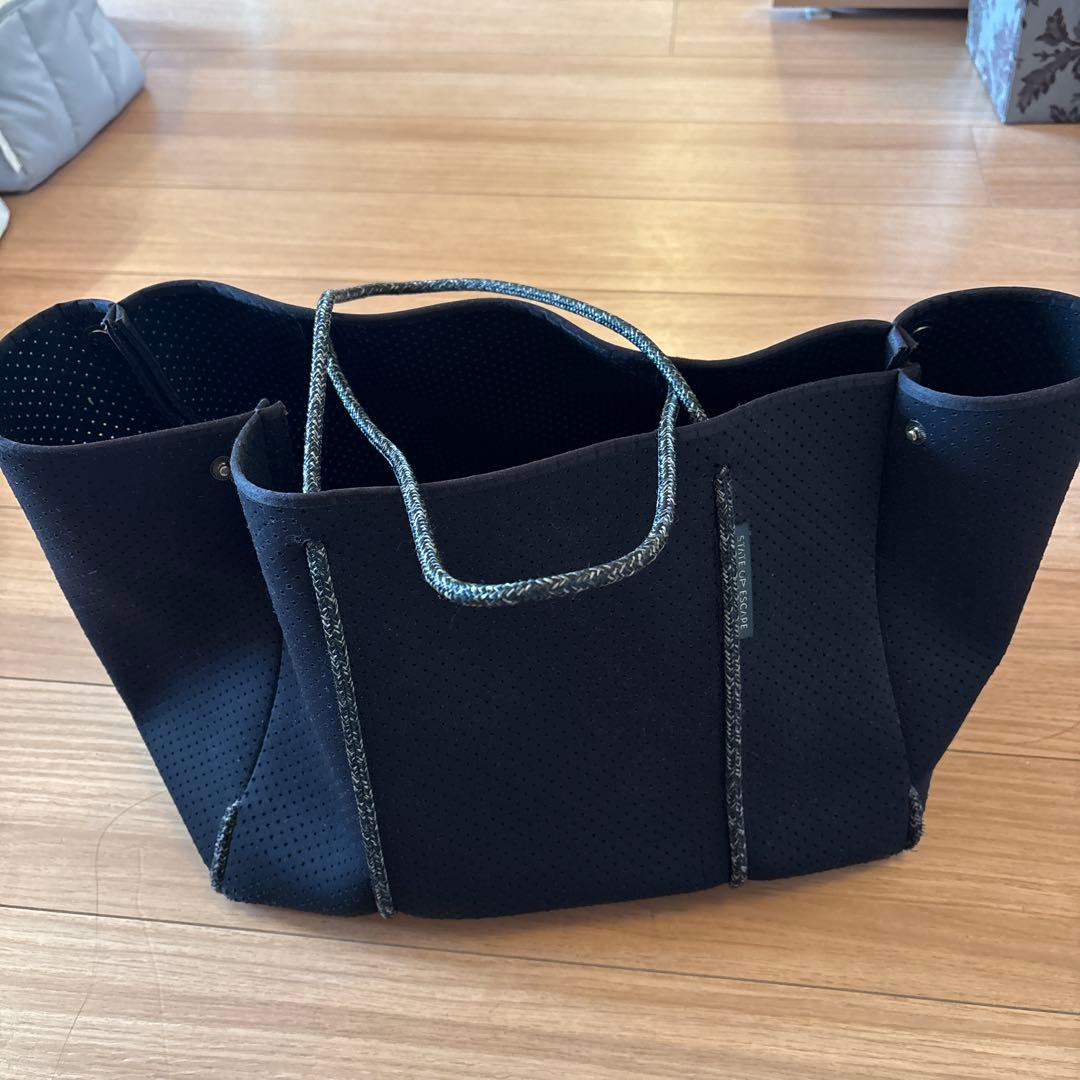 メッシュデザイン トートバッグ 黒 STATE OF ESCAPE