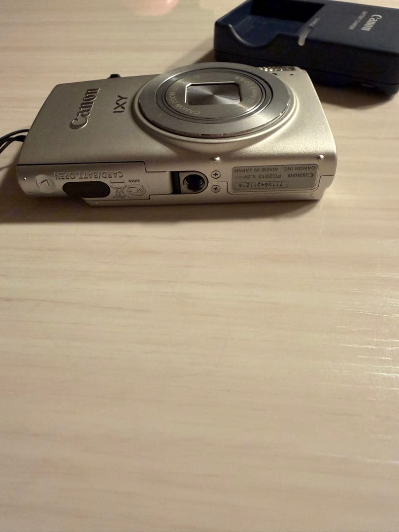 【美品/作動品】Canon IXY 620F シルバー★エモい写真！Wi-Fi