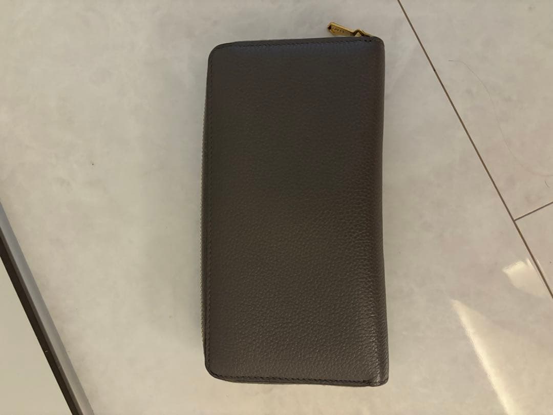 グッチ GUCCI ズゥミ カーフレザーラウンドファスナー グレー 570661