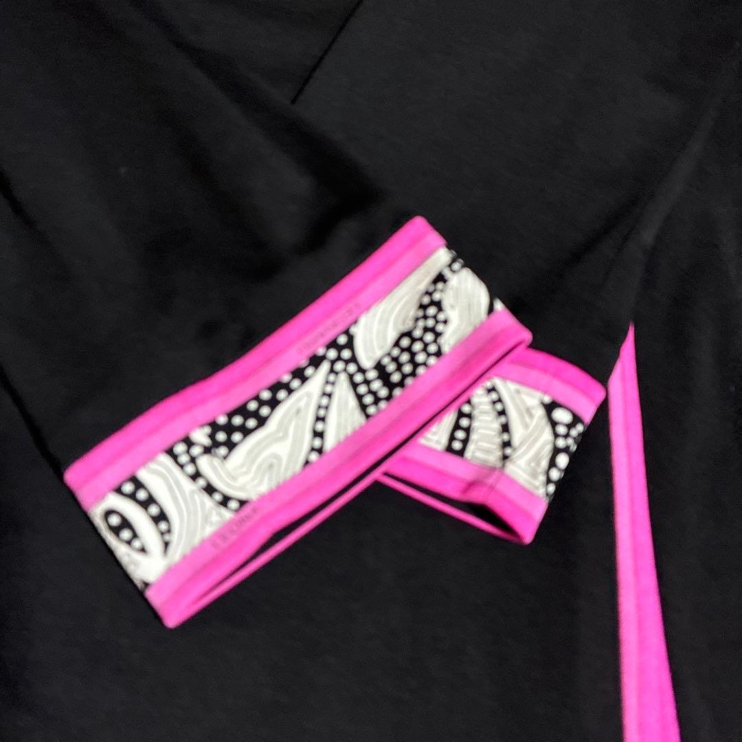 ブラック 長袖 ひざ丈ワンピース ピンクアクセント　　本日のみの28,000円‼️