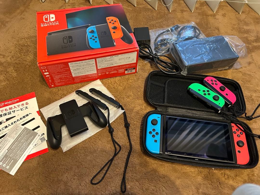 任天堂　Switch本体&マリオカート