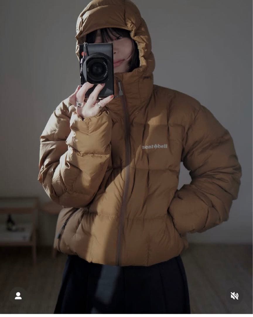 モンベル　ネージュダウンパーカ　サイズM 新品未使用