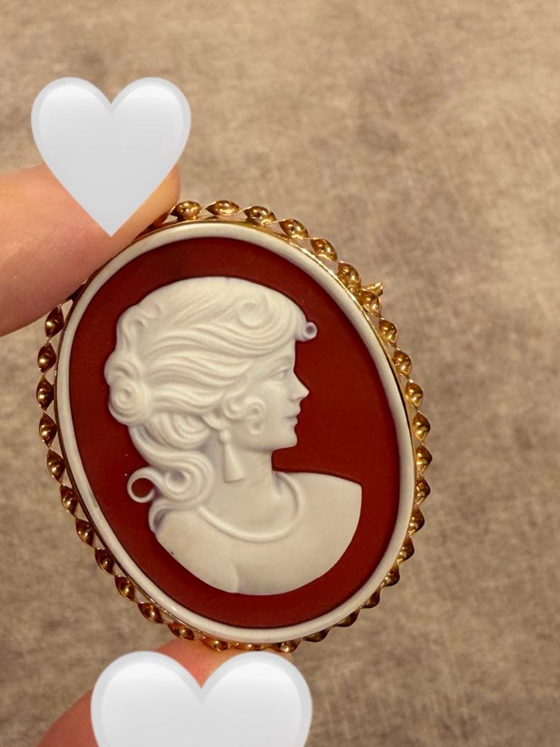 カメオ　ブローチ