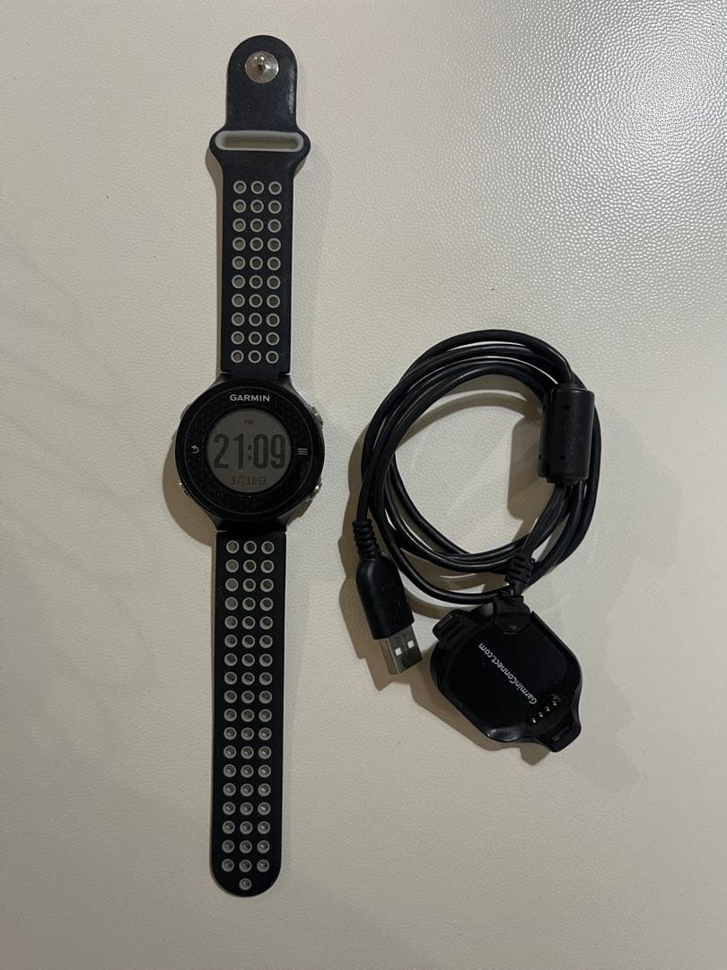 値下 Garmin Approach S6J Black 充電ケーブル付