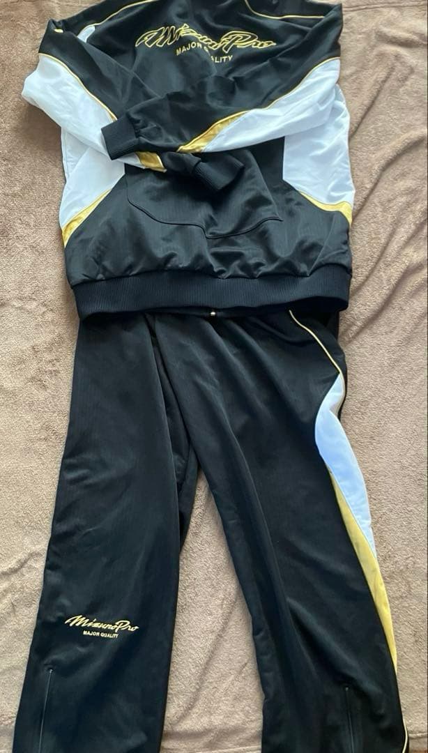 支給品　ミズノプロ　上下ジャージ