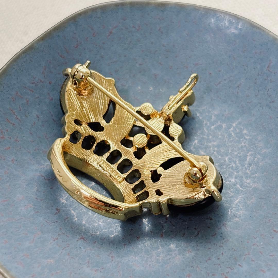 トリファリ trifari 深い青 王冠 ブローチピン ②