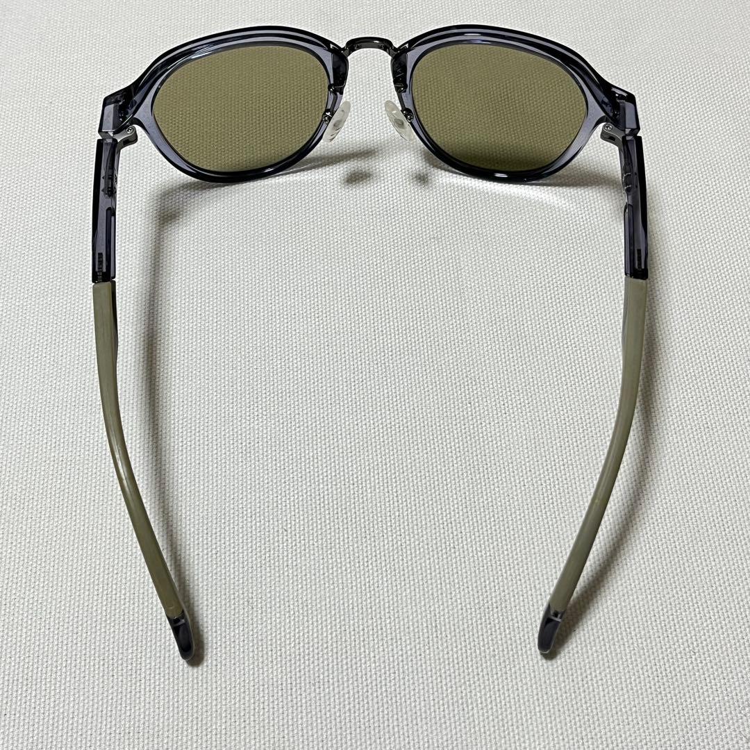 ZEQUE JULIA 偏光レンズ グレー サングラス ケース付き