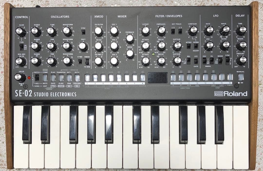 【希少品】Roland Boutique SE-02 鍵盤 元箱付き