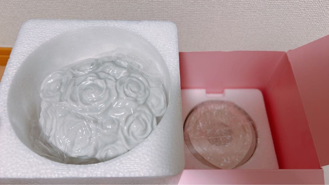 リミテッドエディション　ローズ　ラデュレ102