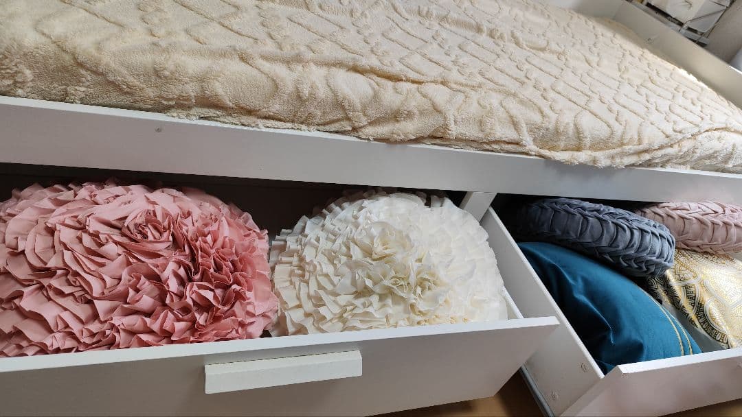 ベッドフレーム IKEA BRIMNES