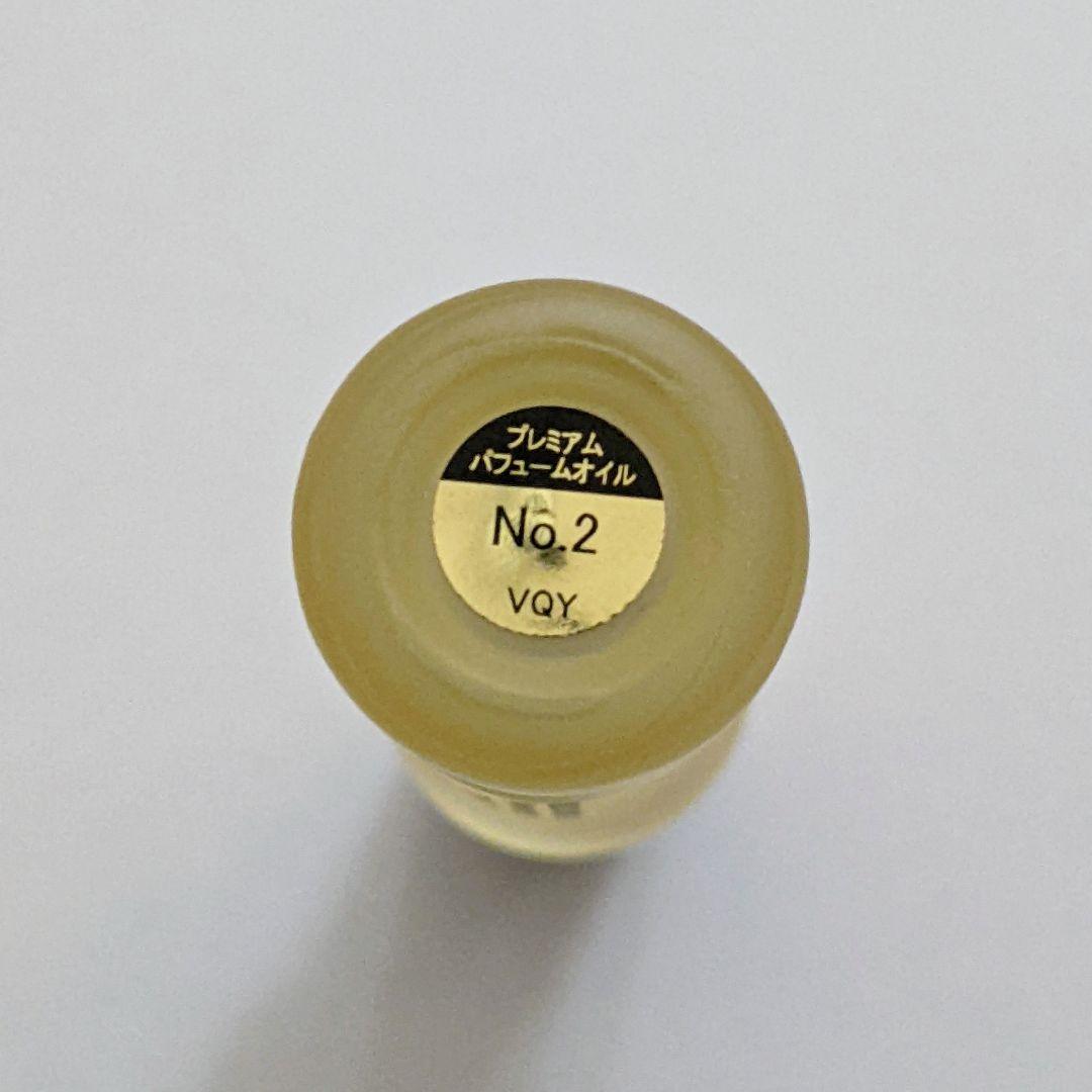 PERFUME OIL FACTORY プレミアム02 香水