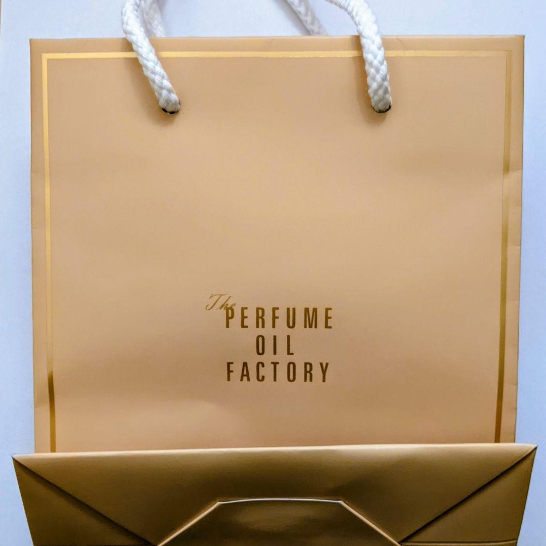 PERFUME OIL FACTORY プレミアム02 香水