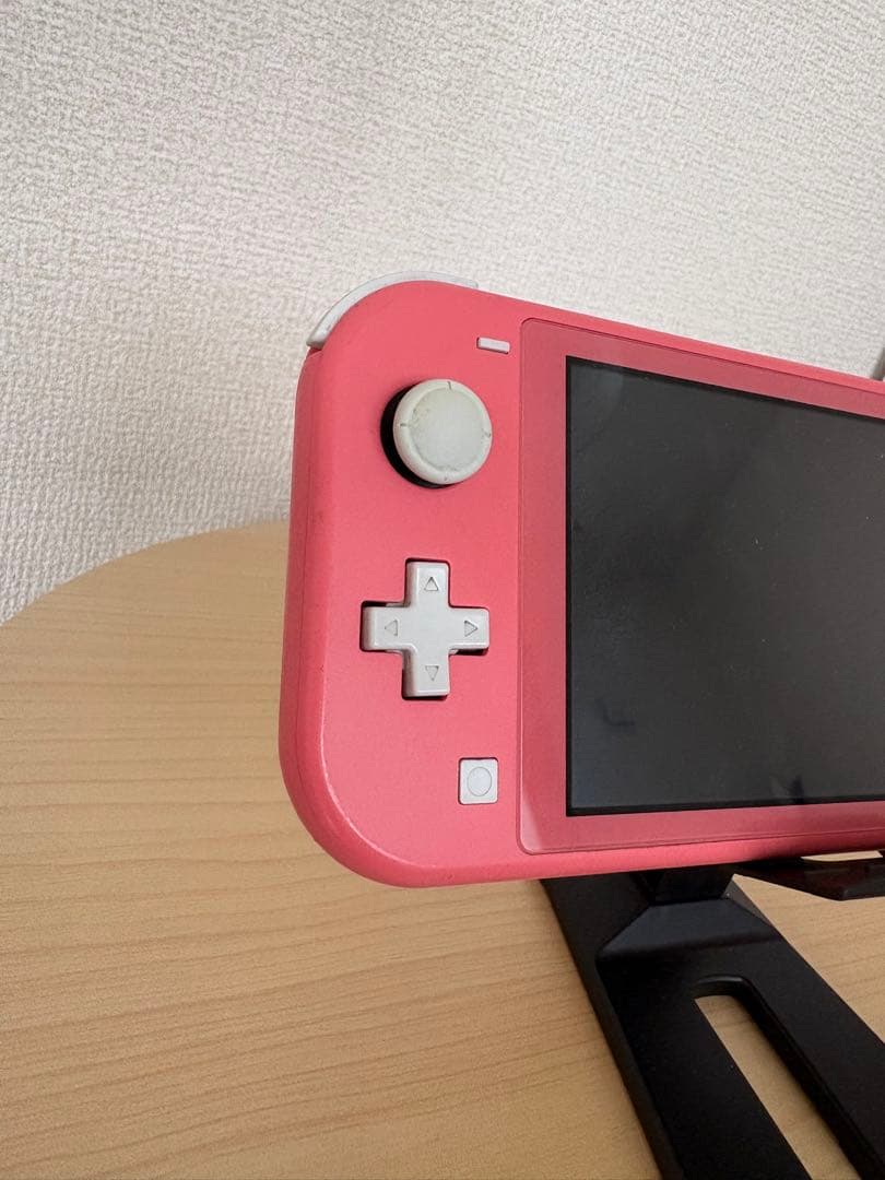 Switchライト コーラル ピンク 【難あり】 本体のみ