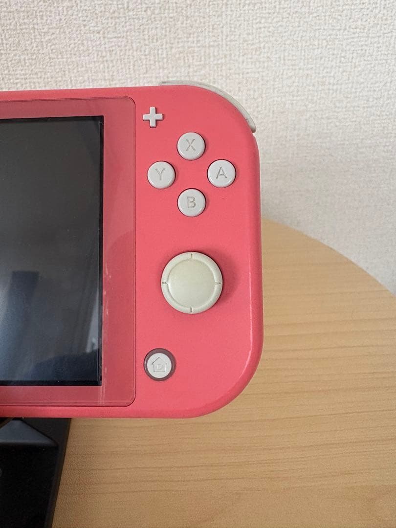 Switchライト コーラル ピンク 【難あり】 本体のみ