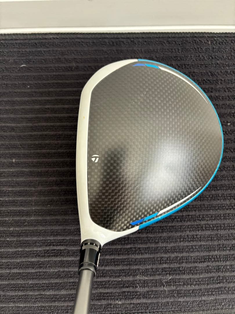 SIM2MAX 9.0ドライバー ヘッドカバー付き