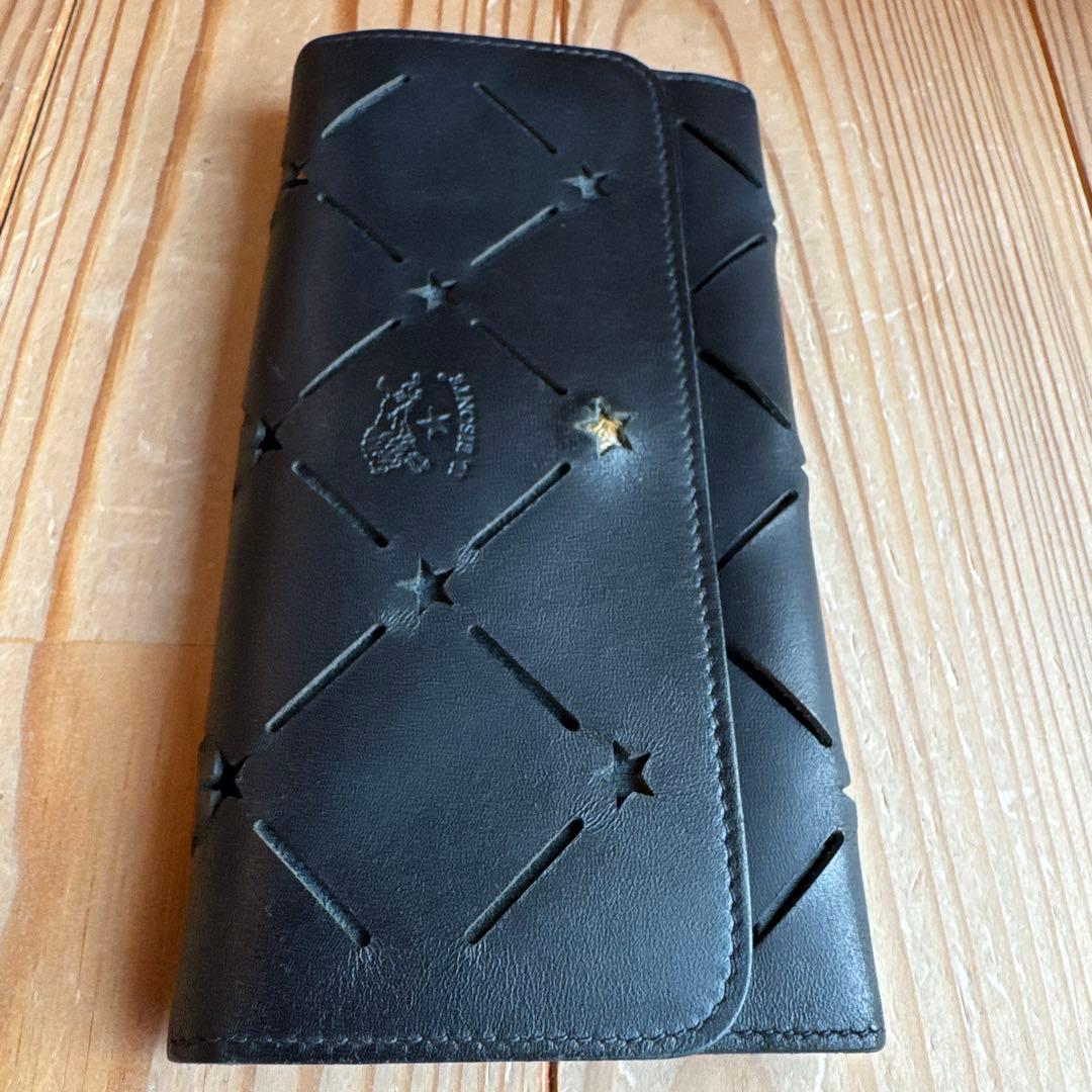 【レア＆極美品】IL BISONTE スターパンチングWフラップ 長財布☆