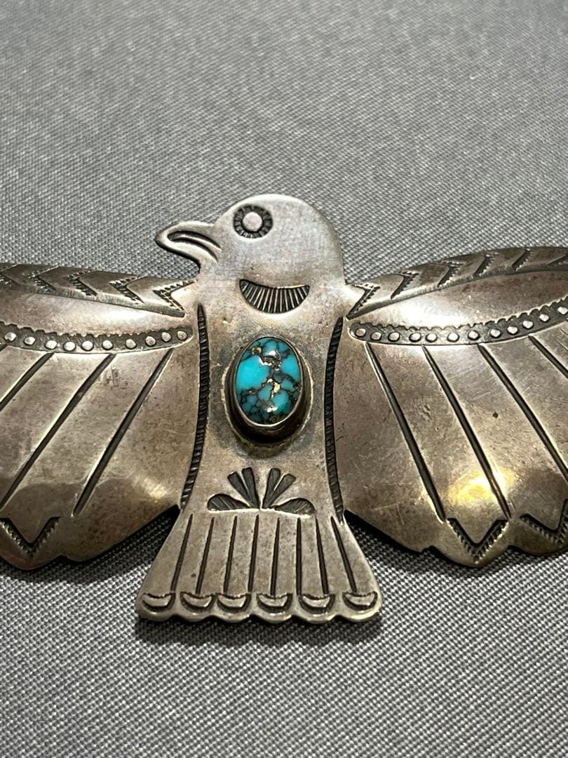 フレッドハーヴィースタイル　インディアンジュエリー　ピンズ　ターコイズ　ビズビー