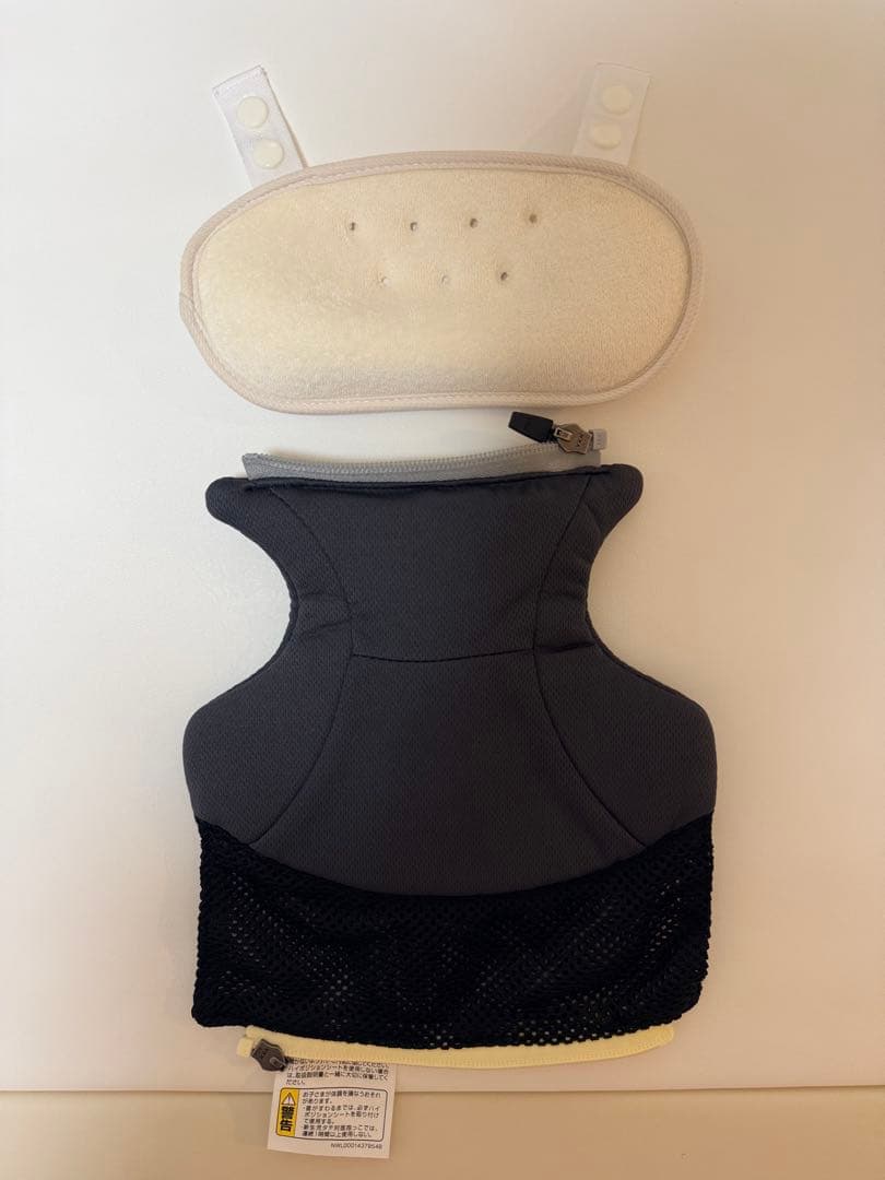 のえはるママ♡ アップリカ・ラクリス 抱っこ紐 ダークグレー